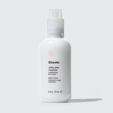 Glossier Milk Jelly Cleanser, Glossier Face Cleanser, Face Wash Aesthetic, Milk Jelly Cleanser, Glossier Milky Jelly Cleanser, Glossier Cleanser, Glossier Products, Skincare Wishlist, Jelly Cleanser