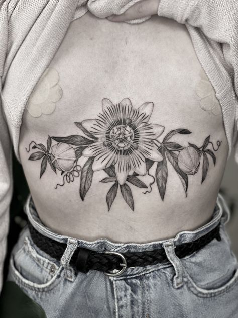 Passionfruit Flower Tattoo, Passion Fruit Flower Tattoo, Passionflower Tattoo, Passion Flower Tattoo, Torso Tattoo Ideas, Passionfruit Flower, Tattoo Peito, Passion Fruit Flower, Sternum Tattoo Design