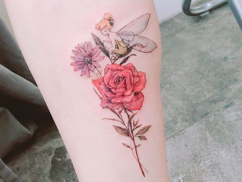 tinkerbell’s flower garden 🧚‍♂️ 🌹 Tinkerbell Flower Tattoo, Fairy And Flower Tattoo, Tinkerbell Tattoo, Tinker Bell Tattoo, Gladiolus Tattoo, Fairy Tattoos, Disney Hawaii, Memory Tattoos, Hawaii Tattoos