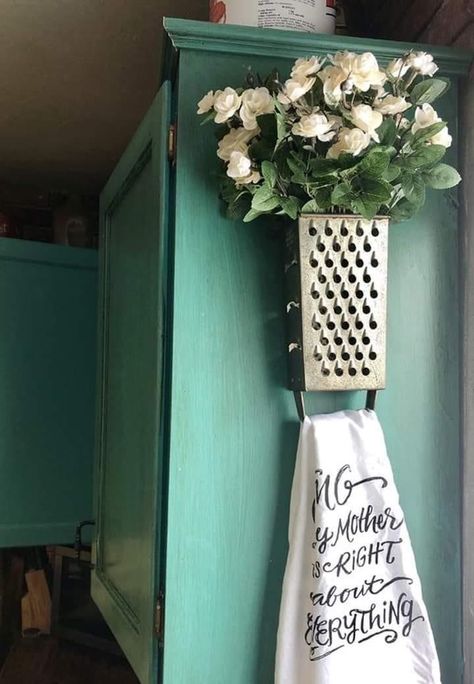 Small Kitchen Decor, Diy Kitchen Decor, Kitchen Crafts, Diy Farmhouse Decor, Diy Crafts For Home Decor, Farmhouse Kitchen Decor, Repurposed Furniture, Diy Kitchen, Home Decor Kitchen