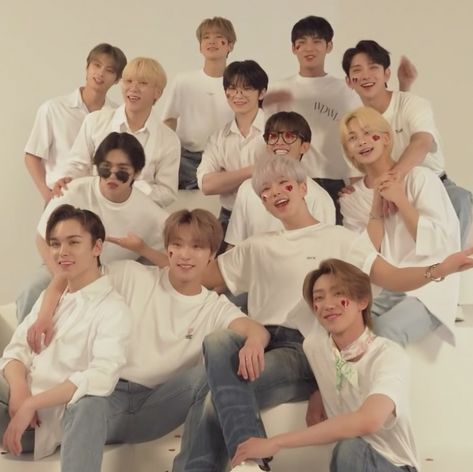 #seventeen icon Seventeen Group Photo Icon, Seventeen Group Pic, Seventeen 0t13, Seventeen Icons Aesthetic, Seventeen Group Photo, Seventeen Ot13, Seventeen Icons, Beige Icons:), Seventeen Going Seventeen