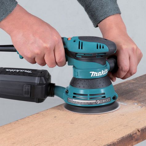 Best Random Orbital Sander, Detail Sander, Hand Sander, Makita Tools, Dust Collection System, Orbital Sander, Popular Woodworking, Paint Remover, Dust Collection