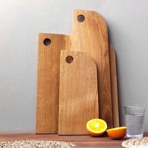 Industrial Clothes Rail, Oak Chopping Board, Wood Chopping Board, Wooden Serving Boards, Chopping Board Set, Beautiful Desk, Oak Bookcase, Wooden Chopping Boards, Industrial Shelving