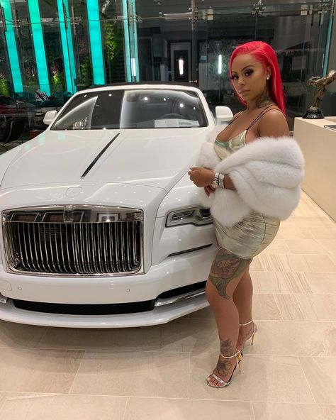 alexis skyy Alexis Sky Instagram, Alexis Sky, Luxury Lifestyle Fashion, Luxury Lifestyle Women, Birthday Fits, Fire Fits, Super Luxury Cars, Cute Swag Outfits, Classy Women