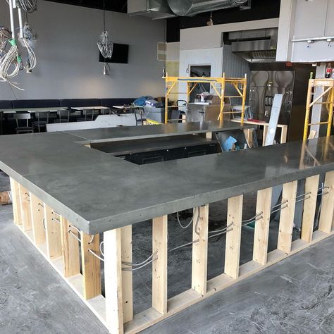 Bar With Concrete Counter, Outdoor Bar Concrete, Cement Bar Top, Concrete Bar Ideas, Concrete Bar Design, How To Build A Bar, Poured Concrete Counters, Bar Top Ideas, Metal Bar Top