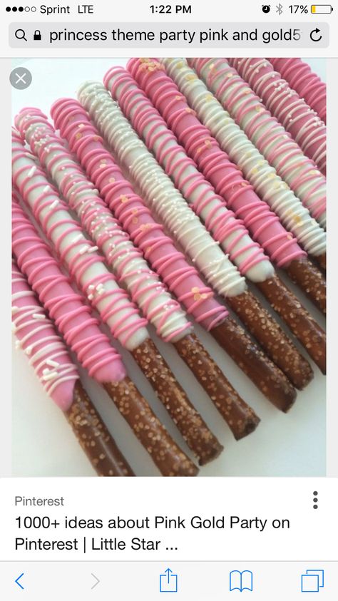 White Pretzels, Buffet Dessert, Dipped Pretzels, Chocolate Covered Pretzel Rods, Chocolate Dipped Pretzels, Idee Babyshower, Baby Shower Treats, Pretzel Dip, Shower Desserts