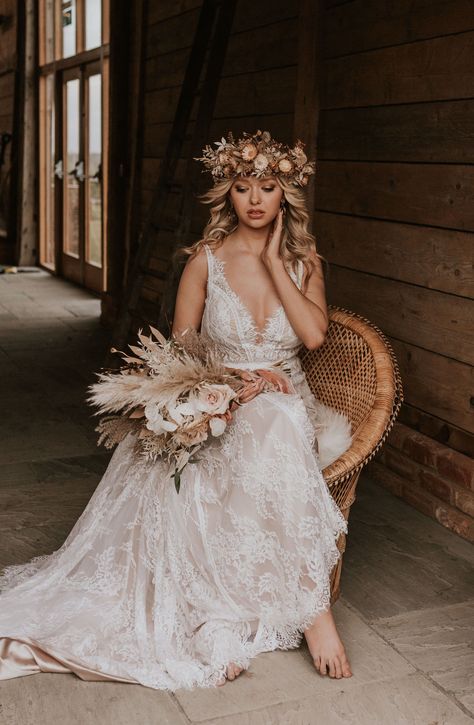 Looks Hippie, Bohemian Beach Wedding, Renewal Ceremony, Renewal Wedding, Boho Elopement, Festival Bride, Modern Wedding Inspiration, Wedding Vow, Beach Wedding Inspiration