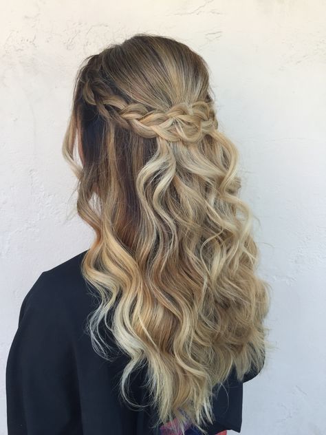 Wedding hair Braid Half Up, Braid Half Up Half Down, Lazy Day Hairstyles, Fishtail Braid, Beautiful Braids, Hoco Hair, Long Wavy Hair, Half Up Hair, Braids For Long Hair