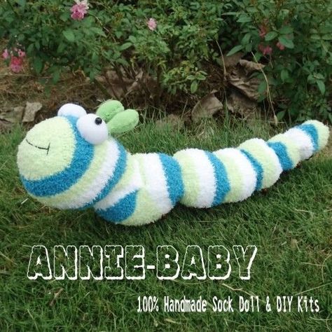 Sock Repurpose, Sock Caterpillar, Woodland Camp, Sock Plushies, Animal Stuffies, Sock Creatures, Sock Ideas, Book Buddy, Homework Ideas