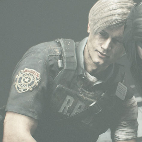 Leon And Ada, Renee Bellerive, Crop Pictures, Resident Evil Leon, Matching Profile, Ada Wong, Couples Icons, Matching Profile Pictures, Profile Pictures