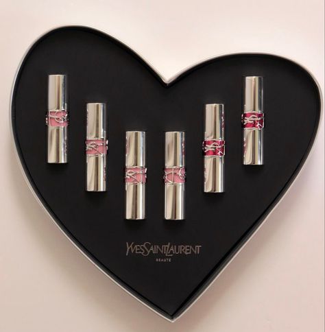 #ysl #yslbeauty #makeup #makeupoftheday #makeuplover #makeupgoals #lipstick #lips #lipgloss #aesthetic Ysl Beauty Lipstick, Ysl Makeup Aesthetic, Ysl Lipstick Aesthetic, Aesthetic Lipstick, Ysl Lip Gloss, Luxury Makeup Aesthetic, Ysl Aesthetic, Ysl Lip, Lipstick Gift Set