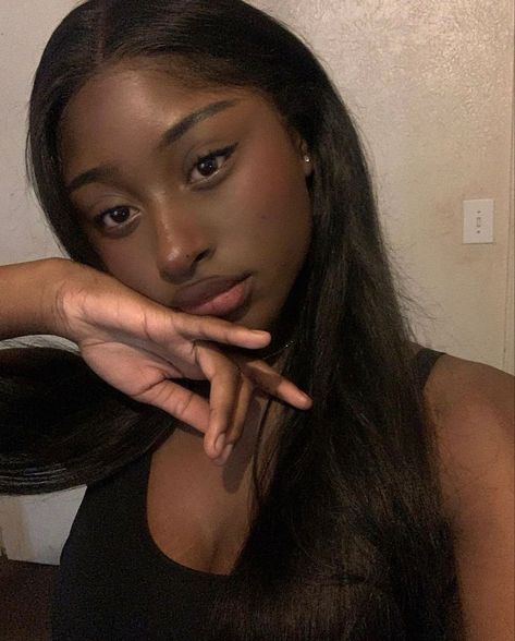 Aegyo Sal Dark Skin, Make Up For Dark Skin Indian Women, Doyun Makeup Look Dark Skin, Sunkissed Makeup Black Women, Douyin Dark Skin, Doe Eyes Black Women, Doe Eye Makeup Black Women, Aegyo Sal Black Women, Cinnamon Girl Makeup