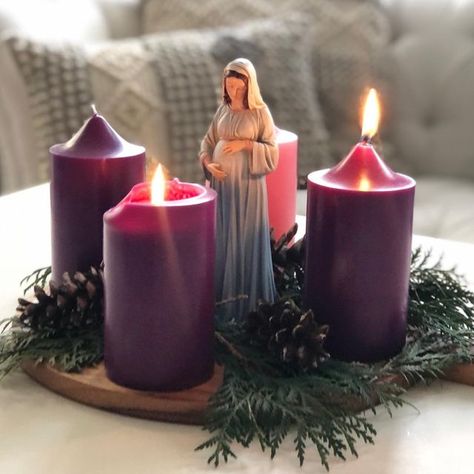 Debbie Staresinic on Instagram: "“Mary conceived Christ in her heart before she conceived him in her womb.” - Saint Augustine ⠀⠀⠀⠀⠀⠀⠀⠀⠀ Through faith, silence, and attentive listening, Mary‘s heart became the sacred soil where the seed of God was planted. Mary, help us to have a heart like yours. A heart that is open to conceiving Christ’s love. Pray for us, O holy Mother of God, that love takes root in our hearts ♥️ and bears fruit to the world. ✨🌍 #advent #adventweek2 ⠀⠀⠀⠀⠀⠀⠀⠀⠀ ⠀⠀⠀⠀⠀⠀⠀⠀⠀ ⠀⠀⠀ Advent Candles Diy, Be Like Jesus, Rejoice In The Lord Always, Christian Christmas Decorations, Rejoice In The Lord, Christmas Advent Wreath, Catholic Altar, Catholic Decor, Advent Season