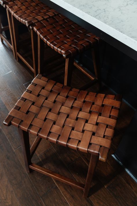 Rustic Counter Stools, Wood Kitchen Counters, Woven Bar Stools, Diy Bar Stools, Black And White Kitchen, Diy Stool, Leather Kitchen, Wood Counter Stools, Designer Bar Stools