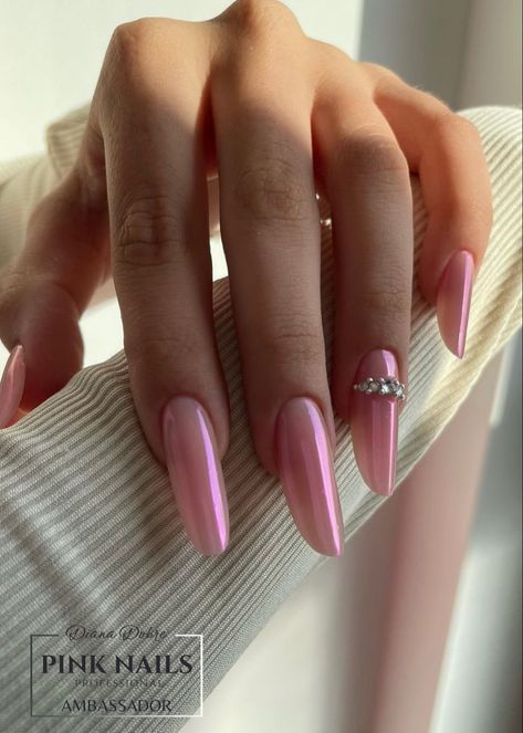 Slim Nails Design, Migdală Slim, Nails Slim, Slim Nails, School Nails, Casual Nails, Classy Acrylic Nails, Purple Nails, Nude Nails