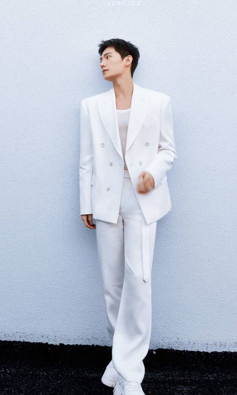 All White Outfit Men Formal, Male White Outfit, Tuxedo For Men White, Miami Lookbook, White Dress Suits, Mens White Suit, Korean Suit, Wedding Reception Outfit, Dragon Oc