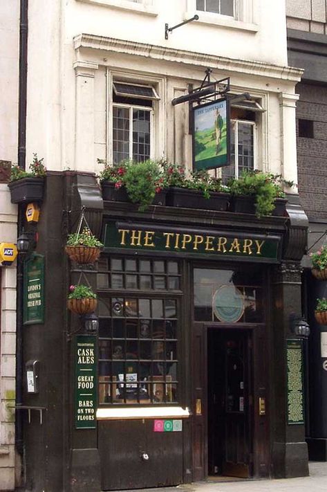 Pubs In London, Uk Pub, Pub Interior, Storefront Signs, Great Fire Of London, Boars Head, Pub Design, British Pub, Best Pubs