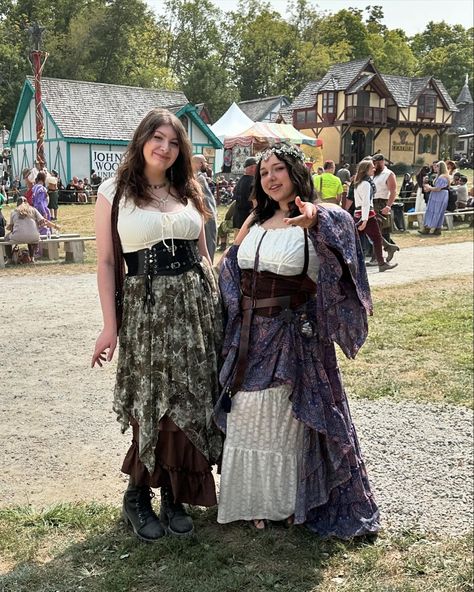 🧚‍♀️Gather your party and venture forth🧚 . @morgsdolls and I had a great time at the Ren Faire! Thank you to my mom for also coming along and having fun with us. I cannot wait to attend again next year🫶 More dolls are on the way soon i promise💚 . . . . #renfaire #ohiorenaissancefestival Masc Ren Faire Outfits, Ren Faire Witch Outfits, Renn Faire, To My Mom, Custom Dolls, Having Fun, I Promise, My Mom, The Way