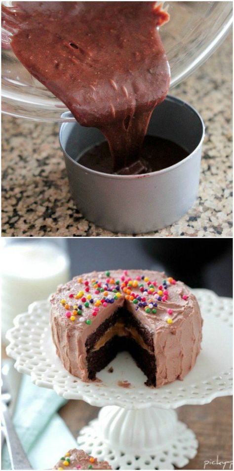 Tiny Cake Pan - 20 Frugally Genius Ways To Upcycle Empty Tuna Cans Tuna Can Upcycle, Tuna Cans, Tiny Cake, Tuna Can, Diy Christmas Candy, Cake In A Can, Aluminum Can Crafts, Tiny Cakes, Cake Supplies