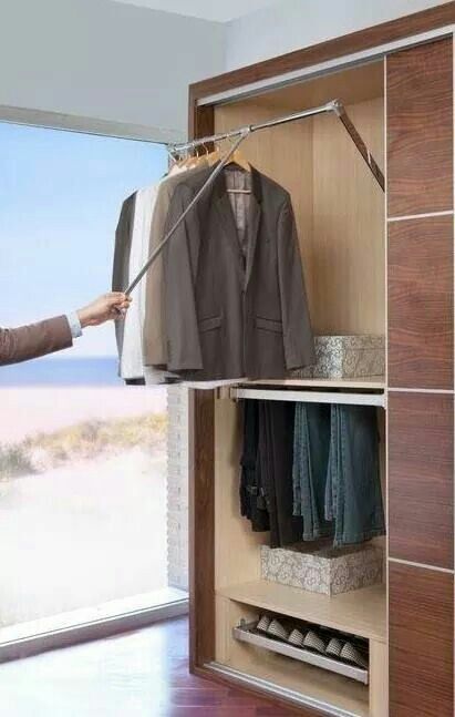 Closet_ organizacion pantalones Pullout Hanger Wardrobe, Pull Out Hanger Wardrobe, Wardrobe Internal Design, Cupboards Design, Wall Wardrobe Design, Smart Closet, Wardrobe Design Modern, Bedroom Cupboards, Transforming Furniture