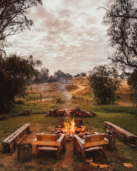 Limestone House, Outside Fireplace, Australian Farm, Family Compound, Pretty Cottage, Australian Bush, Dude Ranch, Farm Stay, Outdoor Retreat