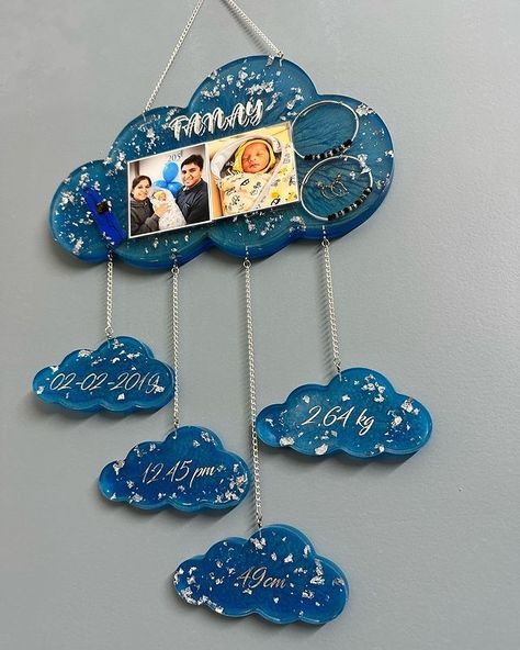 💎 Memories preserved in handmade hanging✨ 💣 Re-post, original by @sagarikaarts 👉 Buy Ultimate Epoxy @craft.resin to create similar projects 🚀 Use #craftresin to be featured on our feed!⁠ Project featured in this post may, or may not have been created using Craft Resin. #epoxyresin #resin #resine #design #handmade #epoxyflooring #resinworkshop #epoxycoating #epoxycountertops #epoxydharz #furniture #interiors #kunstharz #liveedge #liveedgetable #modernfurniture #oilpainting #paintpouring Family Resin Art, Resin Art Baby Memory, Baby Resin Art, Resin Business Ideas, Resin Preservation, Diy Resin Gifts, Epoxy Design, New Baby Crafts, Craft Resin