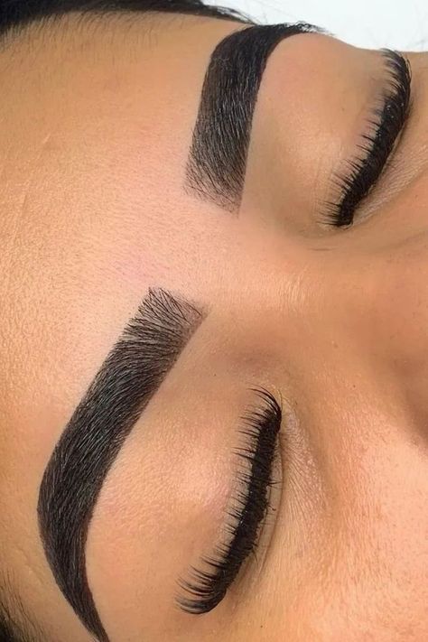 "Sobrancelhas em Destaque: A Tendência que Continua em 2023!" #SobrancelhasPerfeitas #BrowGameStrong #DesignDeSobrancelha #MakeupBrows Eyebrows Goals, Henna Eyebrows, Makeup Tips Eyeshadow, Lashes Fake Eyelashes, Eyebrow Design, Guys Eyebrows, Eyebrow Makeup Tips, Eyebrow Enhancer, Eyebrows On Fleek