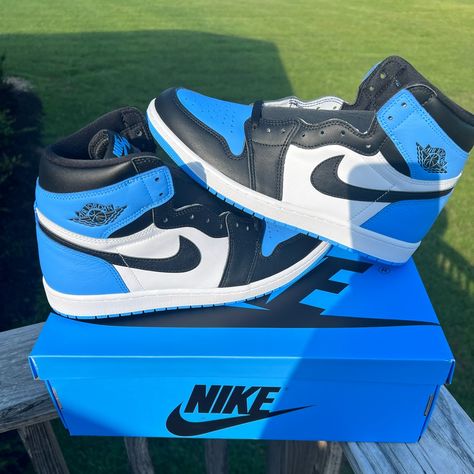 Brand New, In Box, Dead Stock Jordan One Unc Toes Size 11. Unc 1s, Nike Shoes Photo, Cute Jordans, Nike Shoes Blue, Jordan One, Nike Shoes Women Fashion, Pretty Sneakers, Nike Shoes Air Force, Nike Fashion Shoes