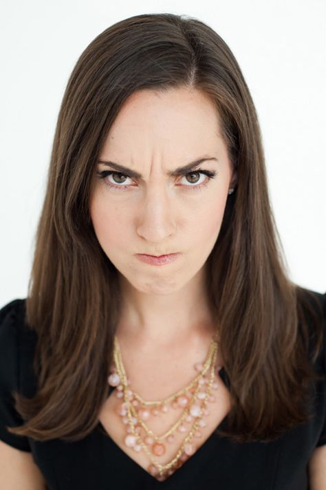 Woman Looking Down, Angry Woman, Facial Expressions Drawing, Angry Expression, Angry Women, Angry Girl, Bond Girl, Face Drawing Reference, Angry Face