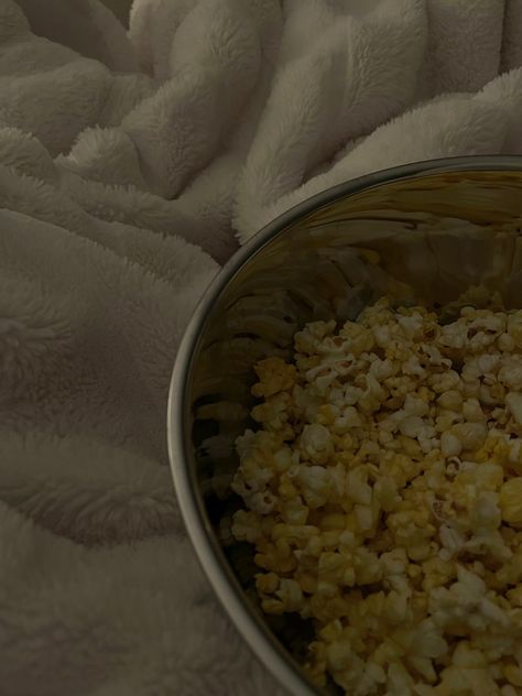 popcorn, movie night, night in, bedding, aesthetic food, snack ideas, metal bowls, snuggle, date night Popcorn Posters, Comfy Casual, Popcorn Movie Night, Bedding Aesthetic, Popcorn Movie, Metal Bowls, Food Snack, Night Night, Snack Ideas