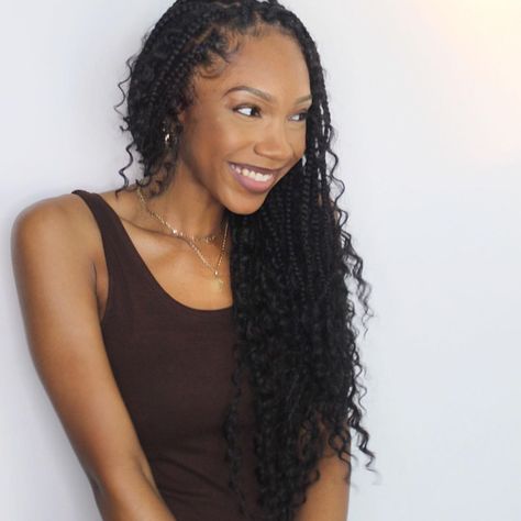 Goddess Braids Mid Length, Mid Length Goddess Braids, Senegalese Braids, Afro Twist, Goddess Braids Hairstyles, Hair Things, Marrakech Morocco, Locs Hairstyles, Goddess Braids