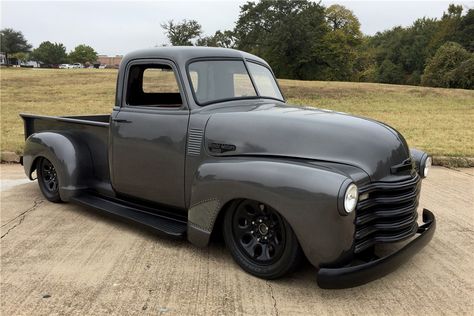 1949 Chevy Truck, Single Cab Trucks, Studebaker Trucks, Lowrider Trucks, Ford Suv, Chevy 3100, Dropped Trucks, Chevrolet 3100, Custom Chevy Trucks