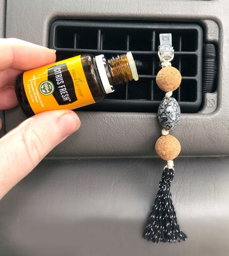 Essential Oil Jewelry Diy, Sweet 16 Car, Car Air Freshener Diy, Cork Crafts Diy, Mirror Car Accessories, Essential Oil Accessories, New Car Accessories, Essential Oil Bag, Diy Air Freshener