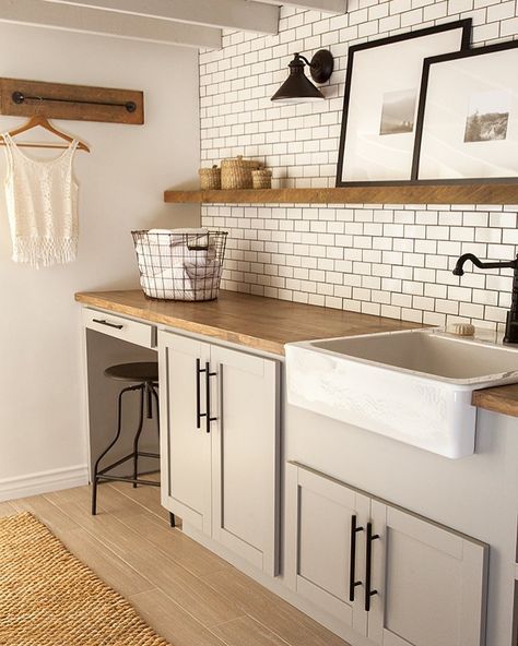 Love this laundry room, the backsplash the farmhouse sink and the floating shelf Laundry Room Folding Counter, Built In Sink, Basement Laundry Room, Dream Laundry Room, Basement Laundry, Laundry Room Renovation, Laundry Design, Farmhouse Laundry Room, Laundry Room Cabinets