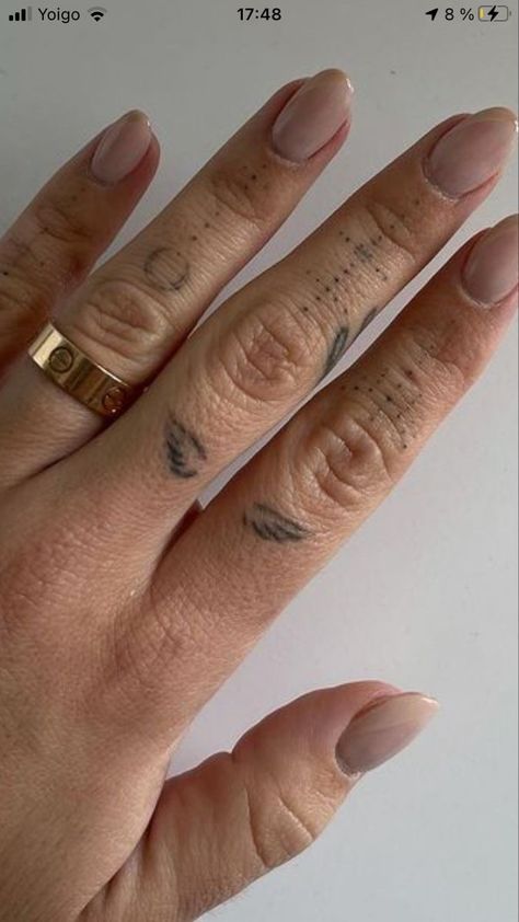 Healed Finger Tattoo, Secret Tattoo Ideas, Finger Stick And Poke, Tiny Stick And Poke Tattoos Simple, Hand Stick And Poke, Hand Stick And Poke Tattoo, Healed Finger Tattoos, Mini Finger Tattoos, Simple Stick And Poke Tattoo