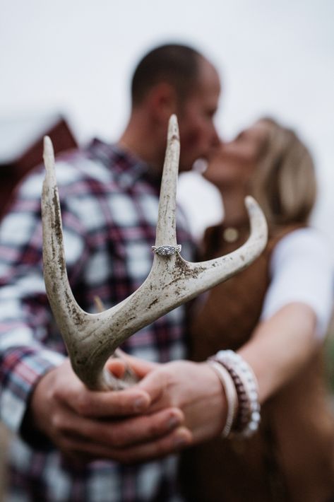 Hunting Engagement Photos, Hunting Wedding Theme, Country Engagement Pictures, Hunting Wedding, Country Western Wedding, Hunter Wedding, Antler Wedding, Western Themed Wedding, Fall Engagement Pictures