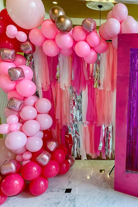 fringe backdrop Diy Tablecloth Backdrop, Tablecloth Backdrop, Diy Tablecloth, Diy Tassel Garland, Barbie Party Decorations, Christmas Movie Night, Backdrop Diy, Bridal Shower Backdrop, Garland Backdrops