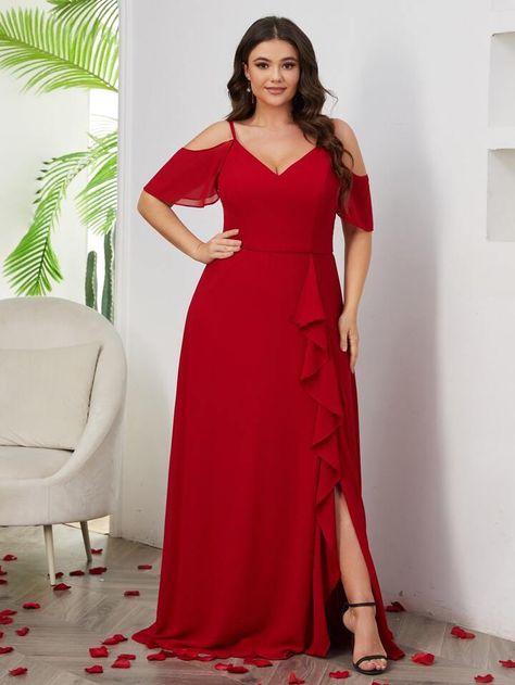 Red Bridesmaid Dresses Short, Plus Bridesmaid Dresses, Plus Size Bridesmaid, Red Bridesmaid Dresses, One Shoulder Gown, Bridesmaid Dress Colors, Dress Flowy, Bridesmaid Dresses Plus Size, Chiffon Bridesmaid Dress