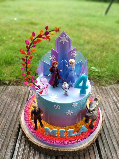 Frozen 2 Cake - cake by TortenbySemra - CakesDecor Else Birthday Cake, Snowflake Shaped Cake, Frozen 2 Birthday Party Ideas Cake, Frozen Cake 3rd Birthday, Frozen 2 Themed Birthday Party, Frozen Cakes Ideas, Cake Frozen Birthday Ideas, Elsa Frozen 2 Birthday Party Ideas, Frozen 5th Birthday Cake