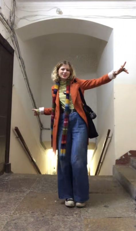 Tiktok Winter Outfits, Vintage Rock Aesthetic Outfit, 70s Tomboy Style, Plus Size 80s Fashion, Rehearsal Outfits Theatre, Colorful Hippie Outfits, Miss Frizzle Outfits, Artistic Outfits Aesthetic, Grandma Chic Fashion