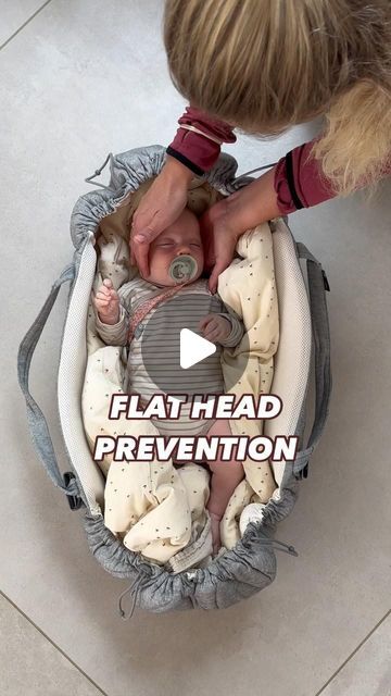 Maria Schultz Appelt on Instagram: "What we can prevent today, we don’t have to worry about tomorrow! 🙌🏻  A simple but seemingly overlooked way to prevent flat head syndrome is to simply make sure your baby’s head is placed alternating to the left and right during each sleep cycle.  When you do this, the skull will receive pressure from the surface on both sides and your baby will build sensory awareness equally well on both sides.  For many babies, this will be enough to prevent preferred side and flatness. For others, it will alleviate the problem, and for some, if you can’t move the head one way, you might use this to discover a more severe preferred side (e.g. torticollis). In all three cases, it makes sense to create this habit from the start.  Tip: Bend the onesie sleeve or move an Flat Head Baby, Flat Head Syndrome, Sleep Cycle, The Skull, Flat Head, The Start, Left And Right, Make Sure, Bend