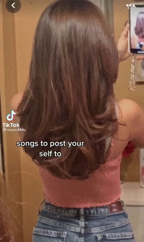 Cute Song To Post Yourself On Instagram, Songs For Cute Photos, Song For Pictures Of Yourself, My Birthday Post Instagram, Cute Instagram Songs, How To Make Your Ig Feed Aesthetic, Songs To Put On Instagram Story Selfie, Songs For Blurry Photos, Quotes To Post On Instagram Story