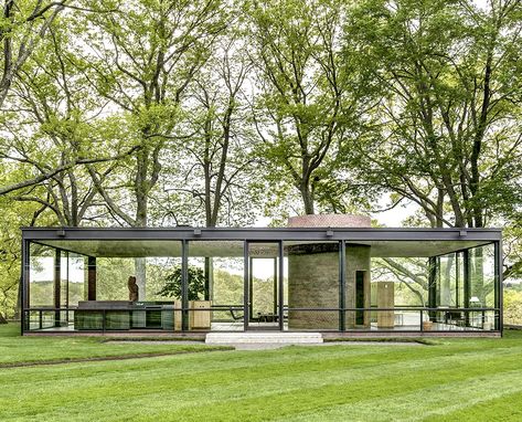 Philip Johnson Glass House, Usonian House, Olson Kundig, Farnsworth House, Porch Styles, Glass Pavilion, Philip Johnson, Airport Design, Architecture Ideas