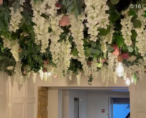 Tulle Ceiling, Wild Flower Arrangements, Ceiling Drapery, Restaurant Ceiling, Chandelier Centerpiece, Wisteria Flower, Flower Panel, Flower Ceiling, Trailing Flowers