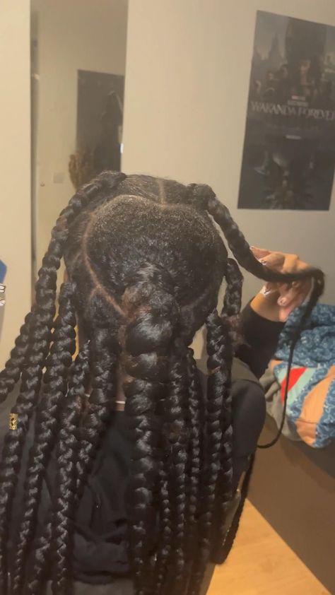 Hairstyles 1970s, Dreads Hairstyles, Ugly Hair, Hairstyle For Chubby Face, Big Box Braids Hairstyles, Quick Weave Hairstyles, Cute Braided Hairstyles, Cute Box Braids Hairstyles, Quick Braided Hairstyles