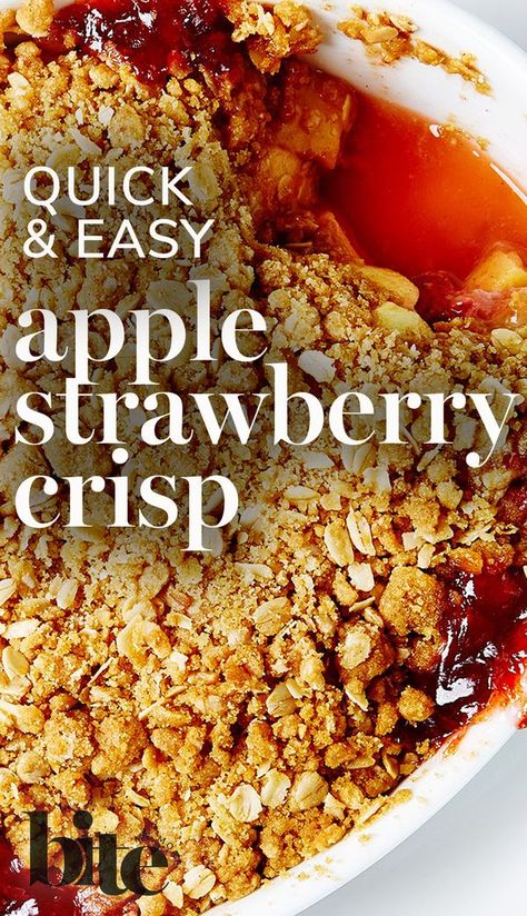 Strawberry Crisp Recipe, Strawberry Crisp, Spring Food, Pumpkin Spice Recipe, Summer Baking, Thanksgiving Food, Crisp Recipe, Fall Food, Easiest Apples