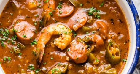 New Orleans Shrimp Sausage Gumbo - My Food Story Chicken Shrimp Gumbo, Gumbo Sausage, Shrimp Gumbo Recipe, Gumbo Recipe Easy, Shrimp And Sausage Gumbo, Place Wallpaper, Cajun Spices, Seafood Gumbo Recipe, Gumbo Recipe Sausage