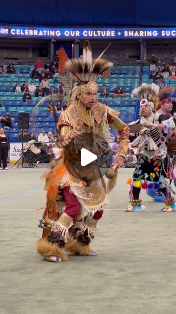 Eric Mentuck on Instagram: "Chicken Dancer @dakotadunescasino New Year powwow #reels #explore #explorepage #culture #dance #indigenous #native #igdaily #instagood #powwow" Powwow Dancers, Horse Dance, Native American Dance, Sioux Indian, Native American Music, Indian Arts, Native American Regalia, Native American Paintings, Indigenous Women