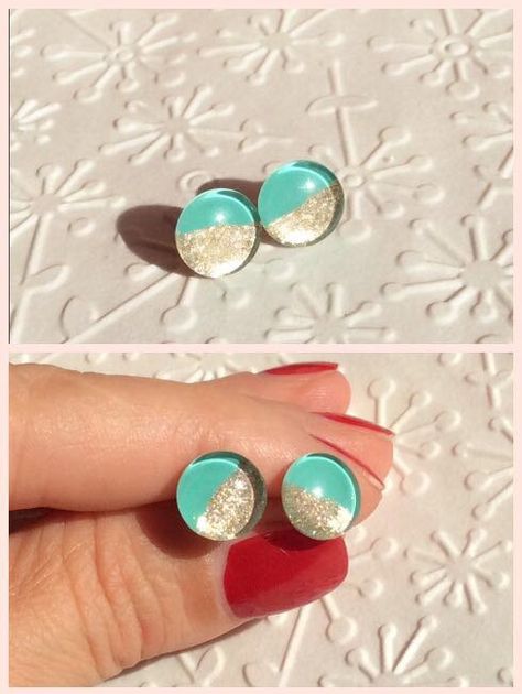 . Simple Resin Earrings, Affordable Cute Resin Earrings, Resin Studs, Resin Stud Earrings, Resin Studs Earrings, Epoxy Stud Earrings, Mint Gold, Titanium Jewelry, Resin Jewelry Diy