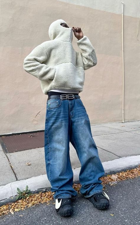 Streetwear Men Outfits Inspiration, Y2k French Tip Nails, Y2k Fashion Male, Y2k French Tip, Y2k Fashion Men, Y2k Fashion Street Styles, Y2k Fashion Early 2000s, Streetwear Designs, Black Men Street Fashion